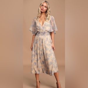 Lulus Beige Floral Print Ruffled Midi Dress! Size: XL! In excellent condition